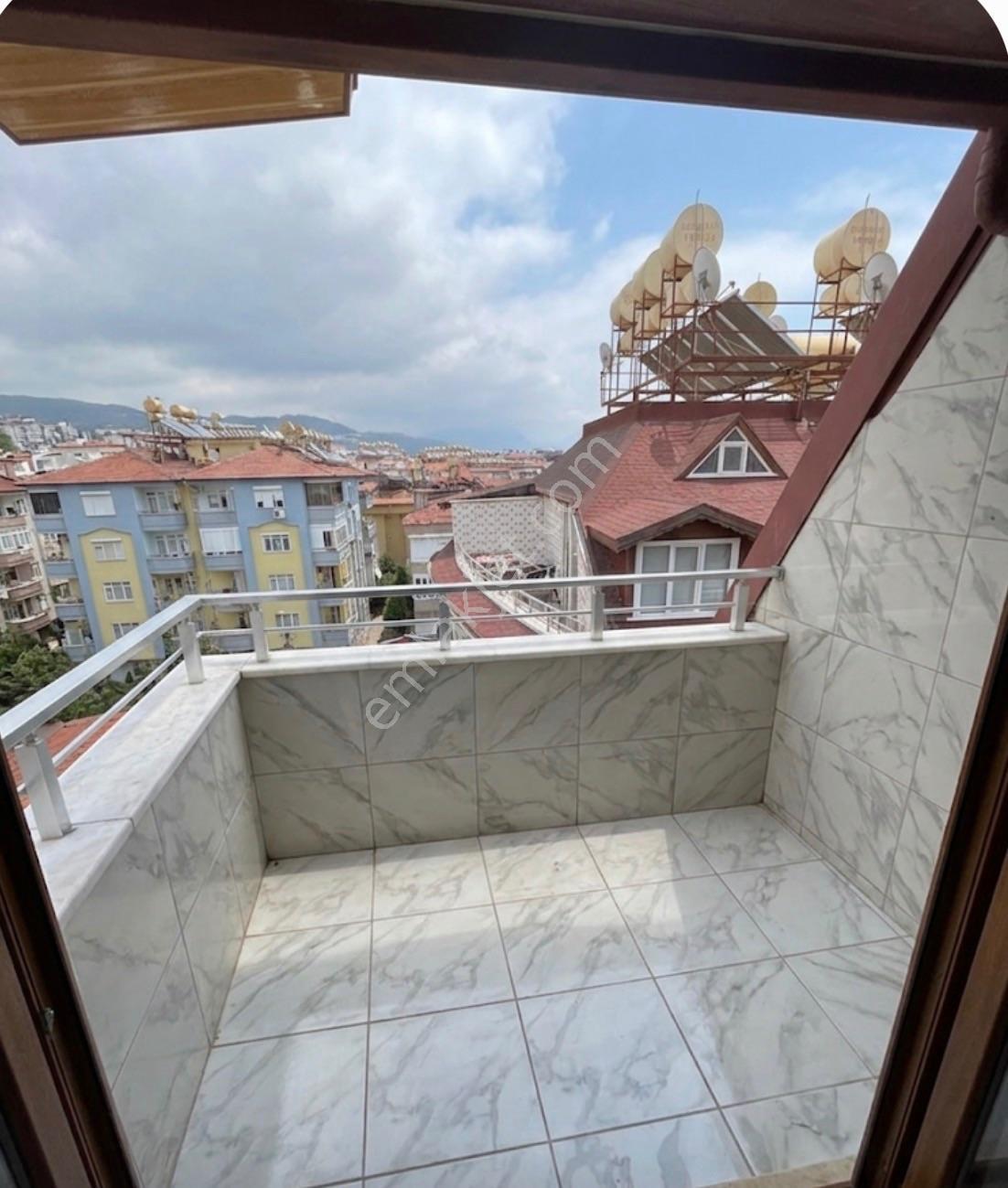 Alanya Şekerhane'de Bakımlı Ve Modern Satılık Dubleks Daire - Görsel 23