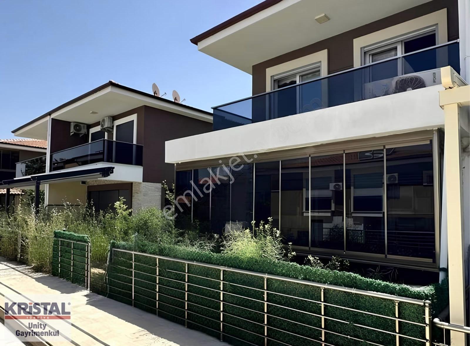 Kuşadası Soğucakta Deniz Manzaralı Satılık 4+1 Villa - Görsel 7