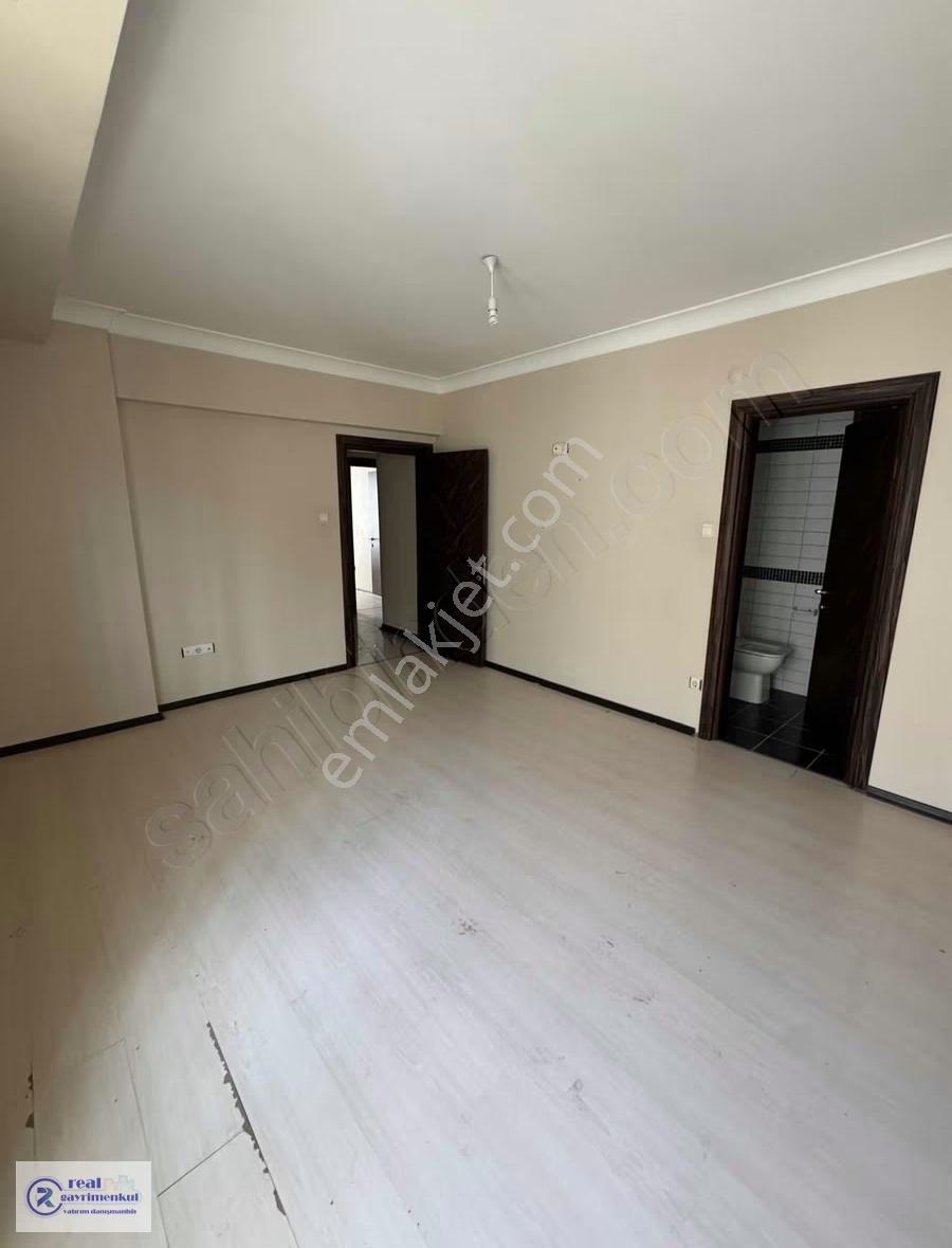 Muhittin Mahallesinde Satılık Site İçi 3+1 Daire - Görsel 23