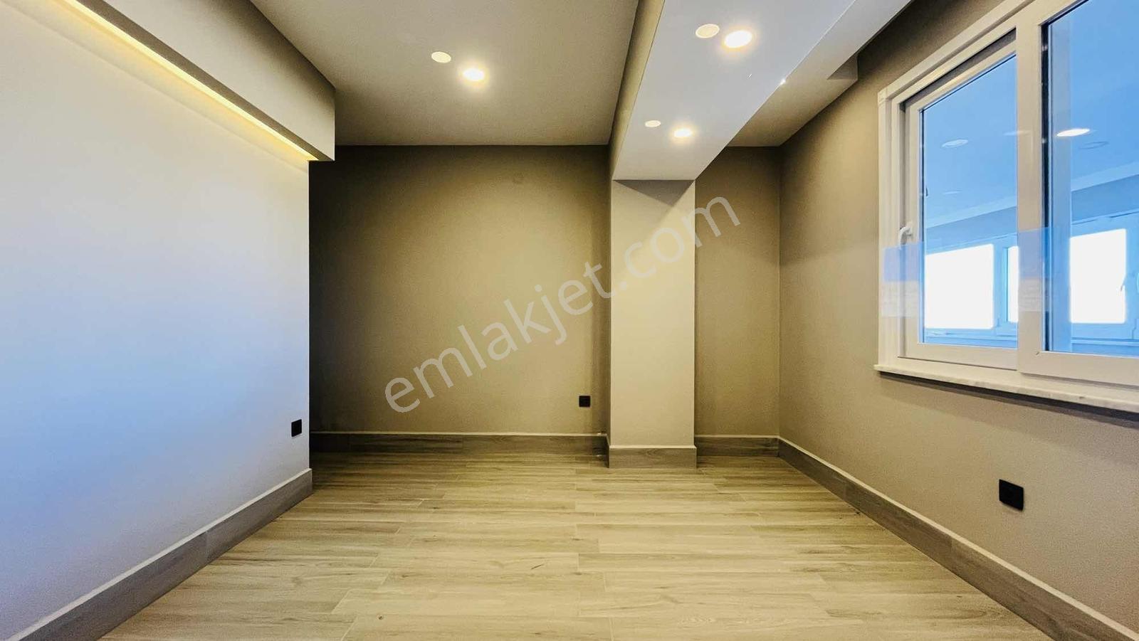 Silivri Erseven 5 Sitesi'nde Özel Tasarım Yaz-kış Oturum İmkanı - Görsel 32