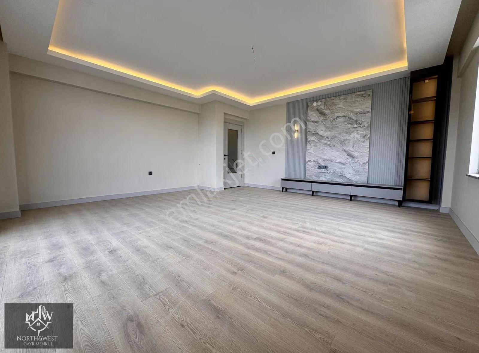 Gölbaşı İncek'te Ultra Lüks 4+1 Teraslı 170m² Dubleks Daire !!! - Görsel 2