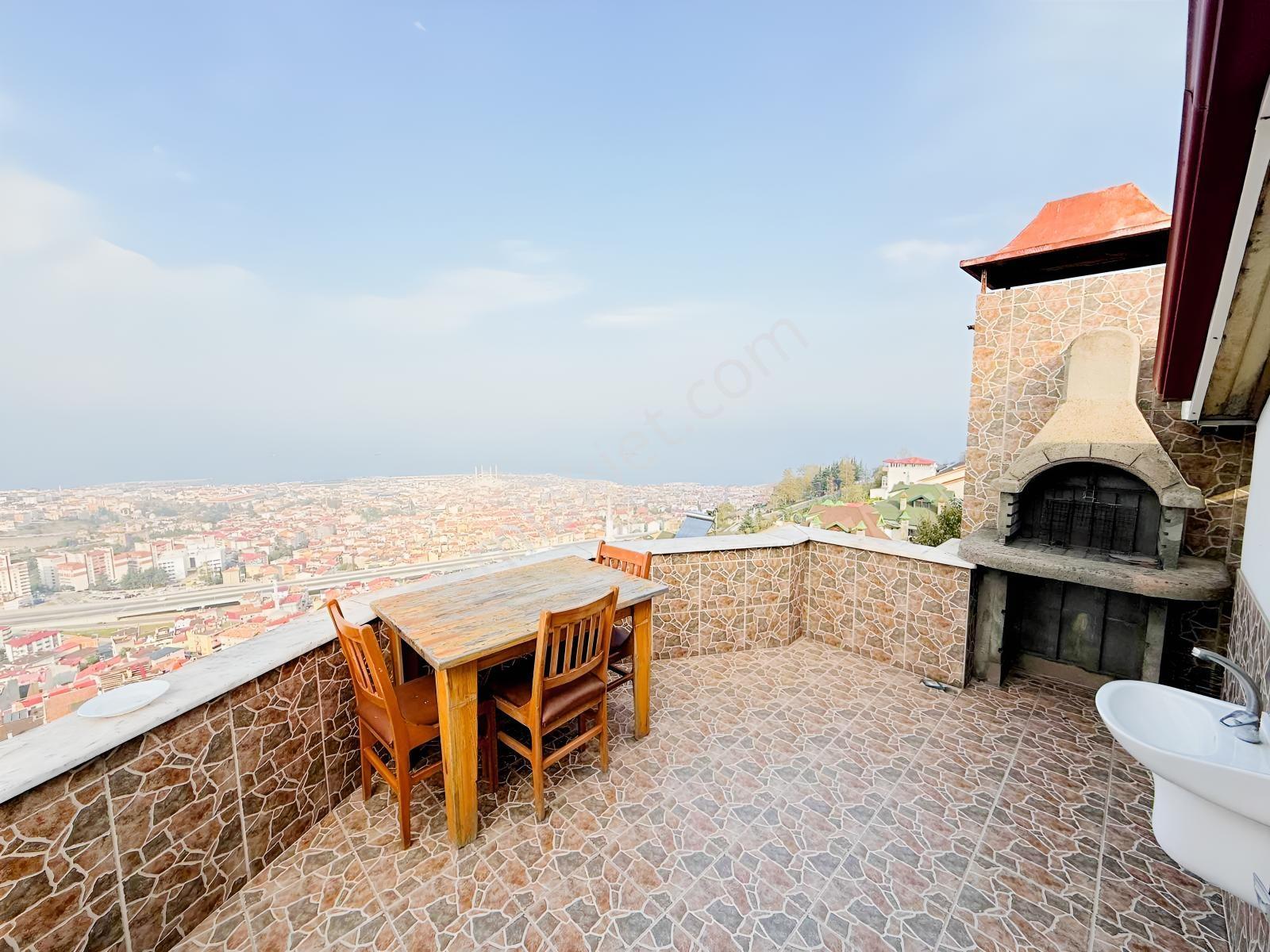 Trabzon Merkezde Manzaralı Villa - Görsel 25