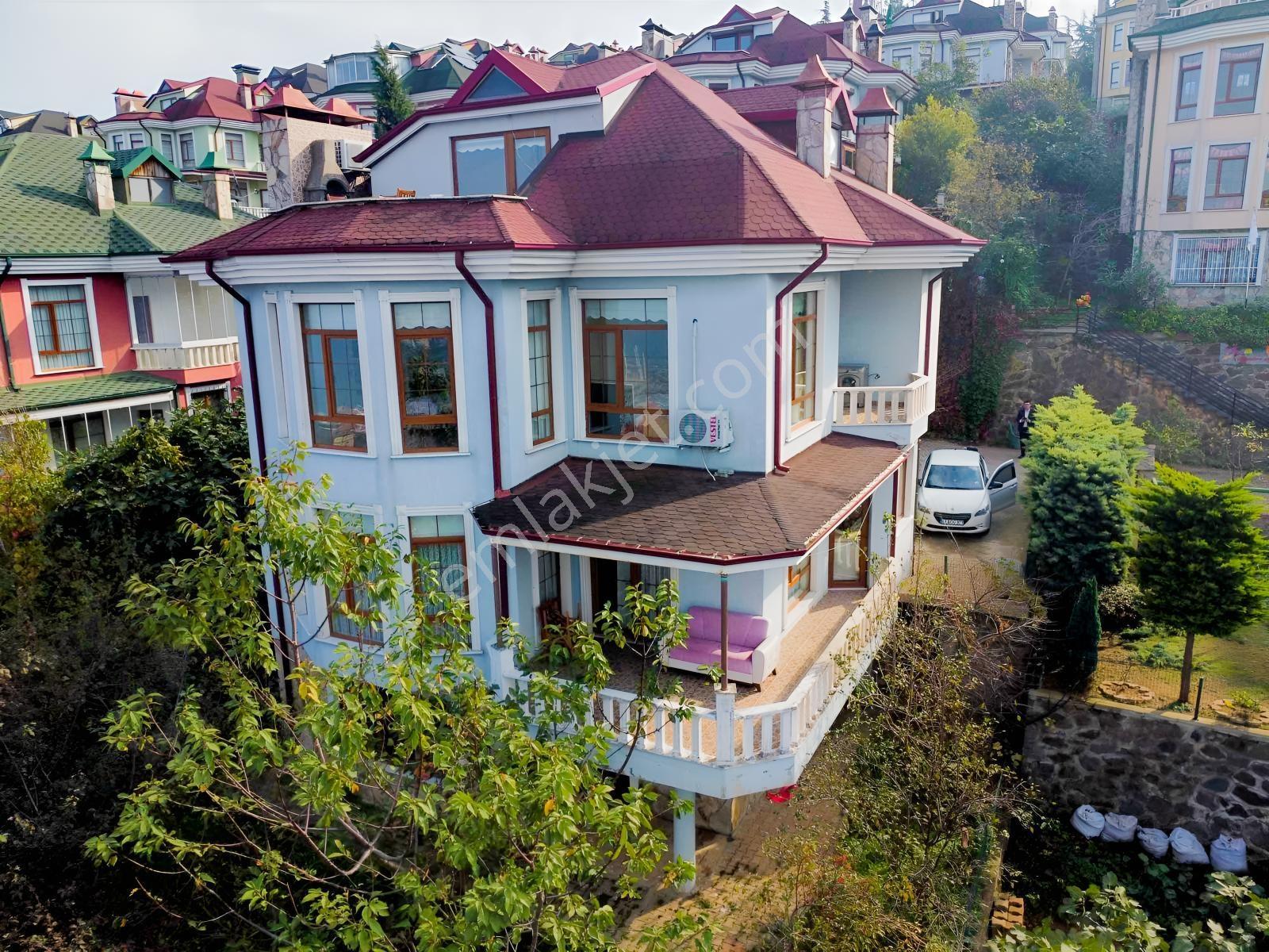 Trabzon Merkezde Manzaralı Villa - Görsel 8