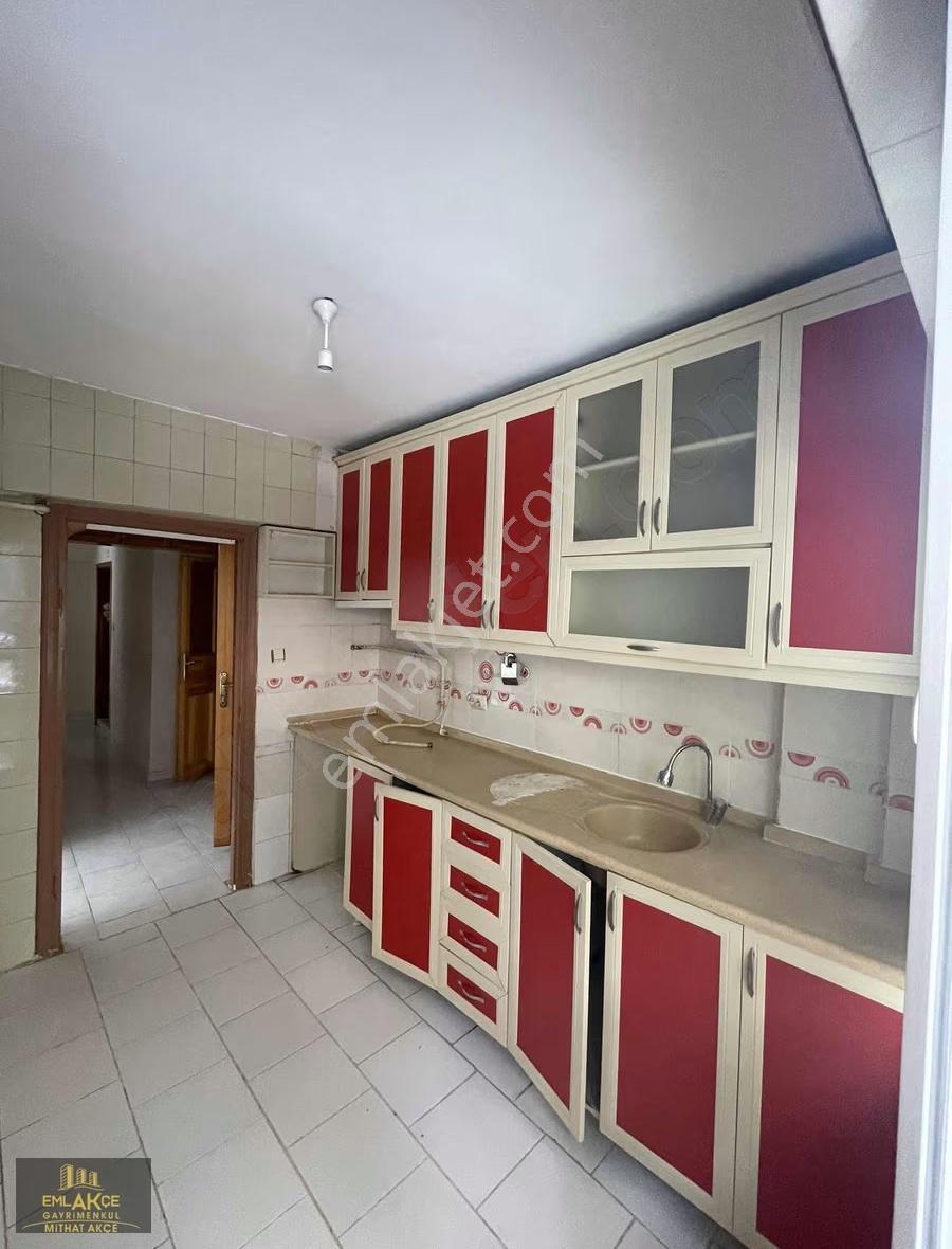 Emlakçe G Y M'den Arifiyeliler Sitesinde 2+1 Kiralık Daire