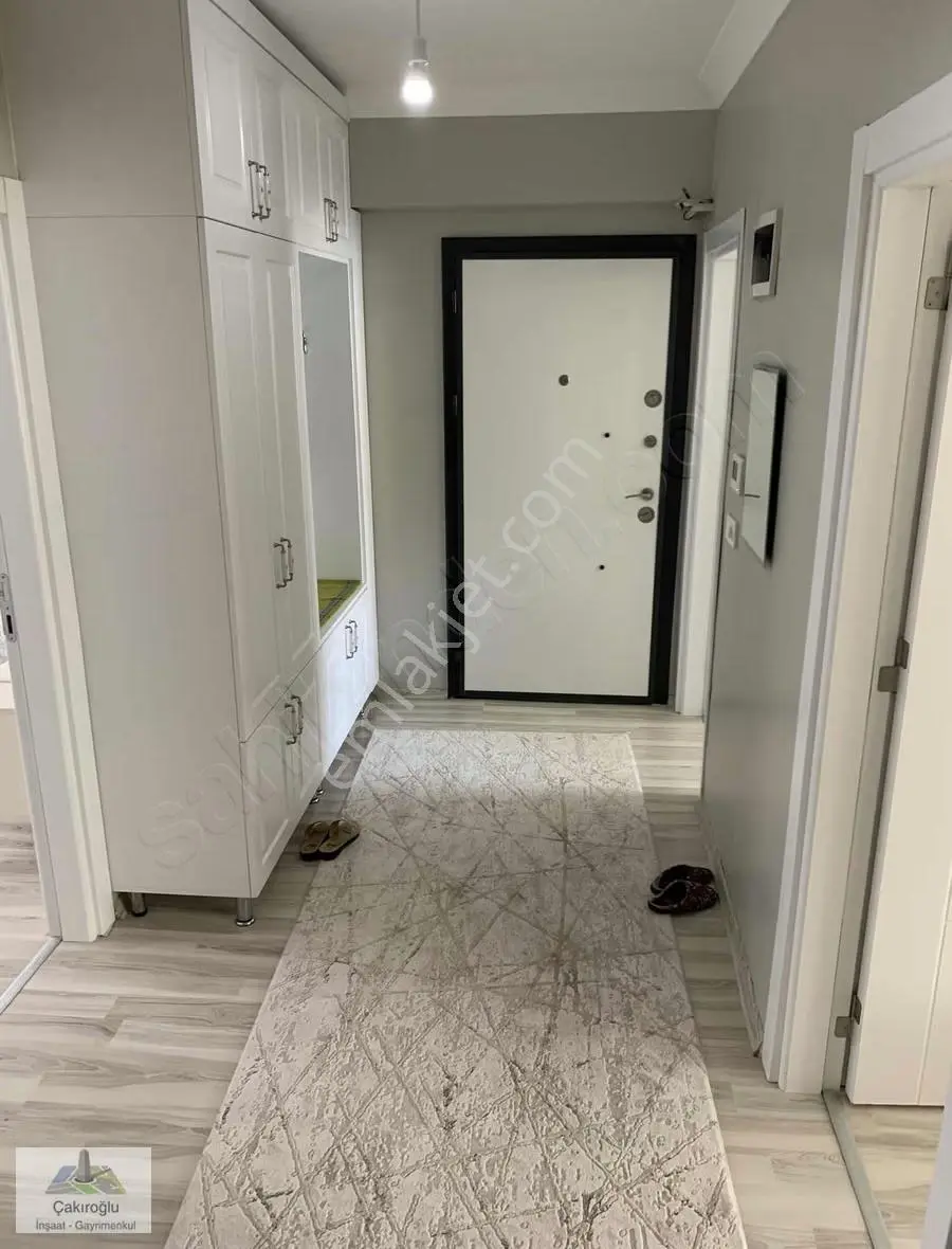 Marmaraya Yürüme Mesafesinde -cadde Üzerinde Satılık 2+1 Ara Kat - Görsel 5