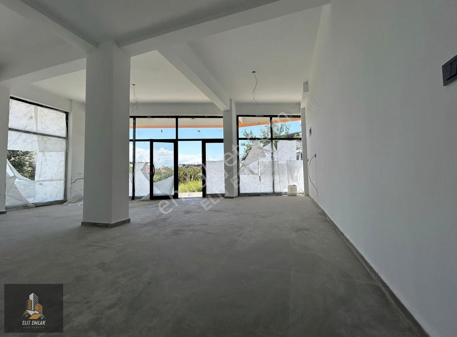 Elit Emlak Karasonya Kavşagında Kiralık Dükkan - Görsel 4