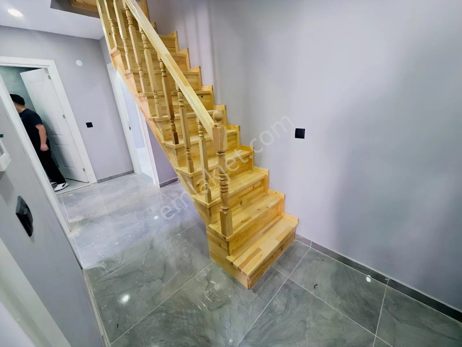 Mimar Emlak'tan Satılık 3+3 Çatısı Yüksek 200m² Dubleks - Görsel 4
