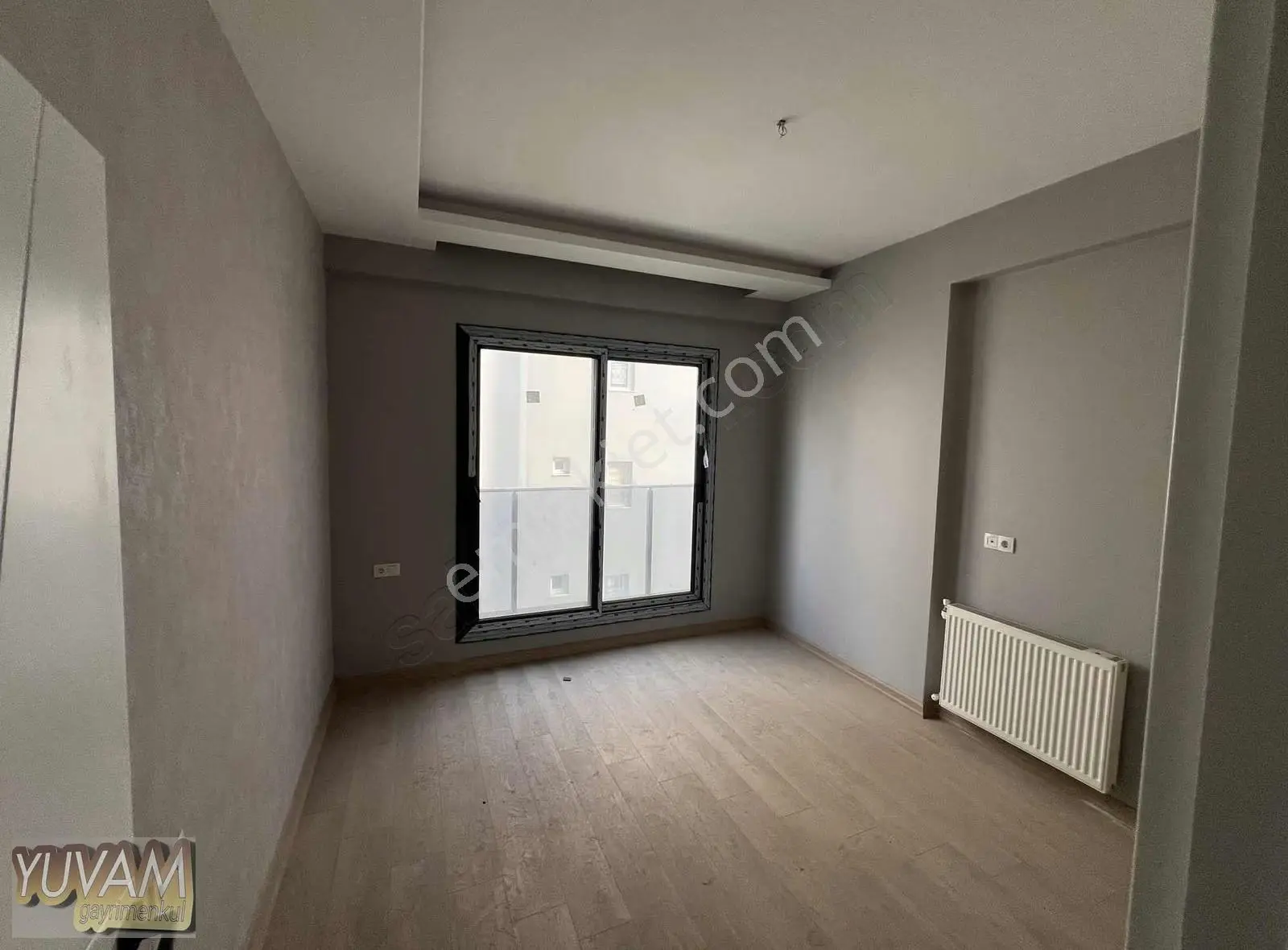 Denize 200 Metre Geniş Oturum 1+1 Satılık Daire - Görsel 3
