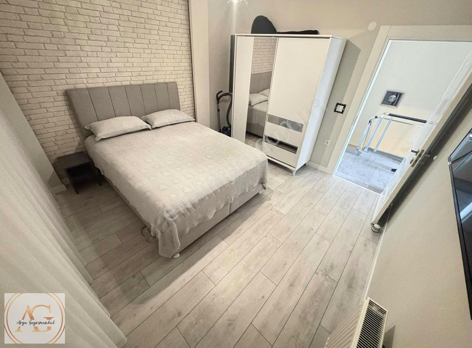 Arya'dan Kazdağları Manzaralı, Eşyalı 4+1 Dubleks Daire - Görsel 11