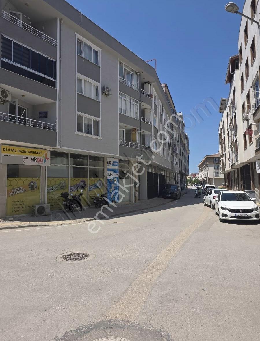 Ertuğrul'da Her Odası Geniş Kullanışlı Bakımlı Satılık 3+1 Daire - Görsel 6