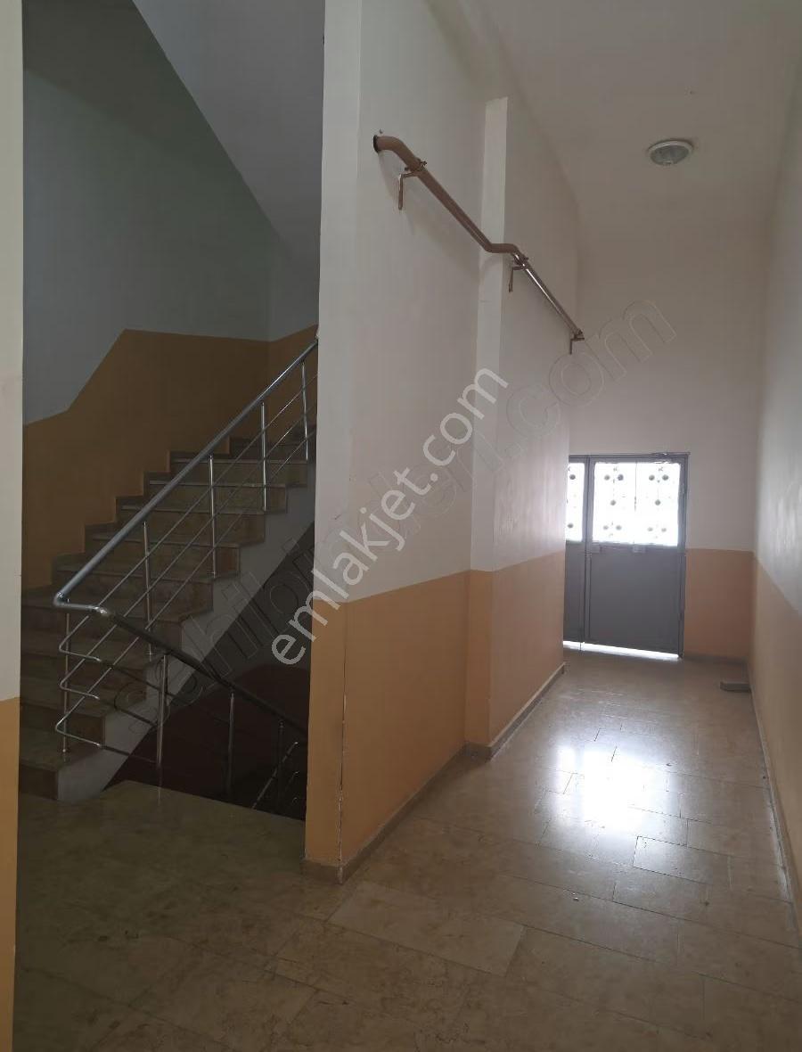 Ertuğrul'da Her Odası Geniş Kullanışlı Bakımlı Satılık 3+1 Daire - Görsel 12