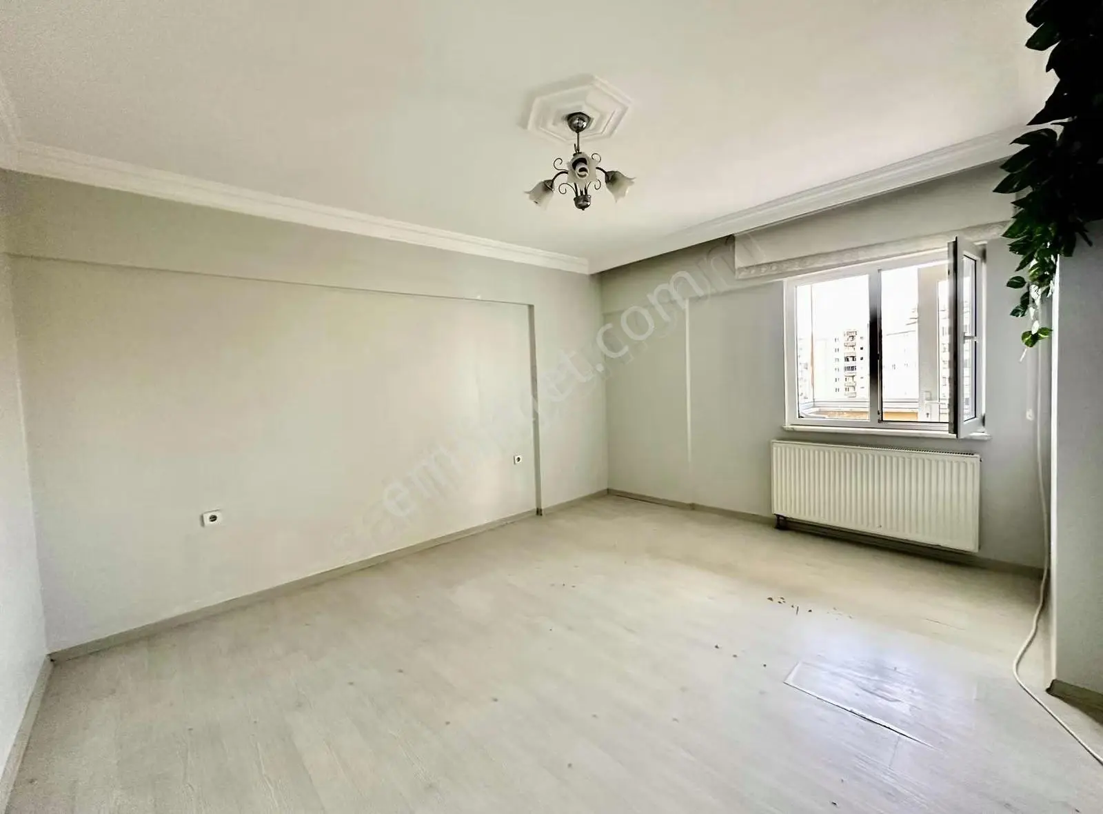 Dialog Piramitten Site İçi Komple Yenilenmiş 3+1 Kiralık Daire - Görsel 3