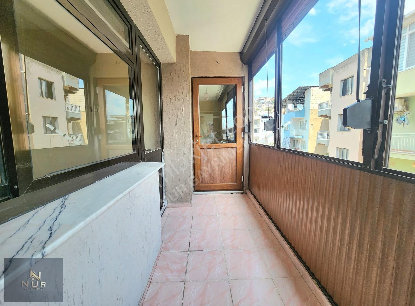 Bayraklı Tepekule Mah. 2+1 Doğalgazlı Kiralık Daire - Görsel 9