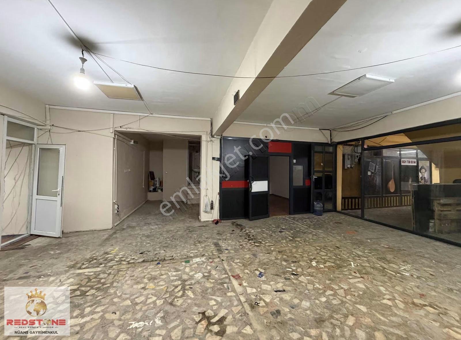 Halkalı Meydanda İşlek Cadde Üzeri 180 M2 Kiralık Dükkan - Görsel 6