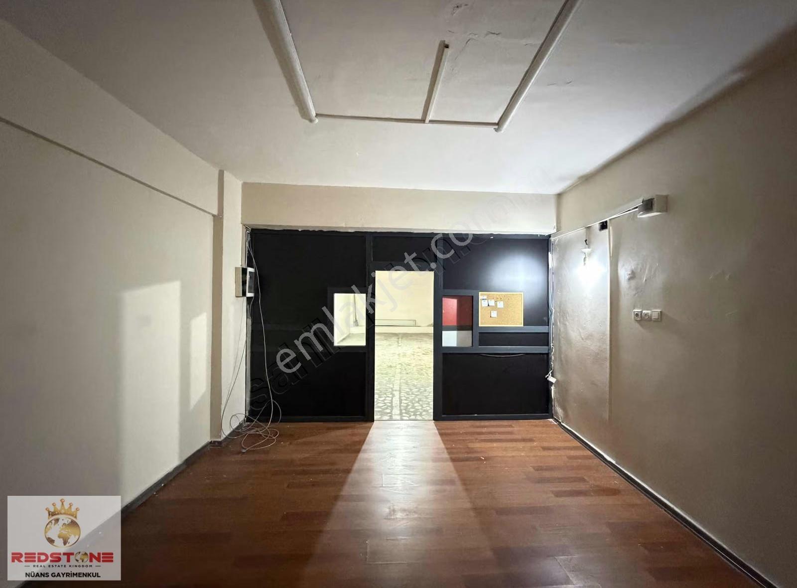 Halkalı Meydanda İşlek Cadde Üzeri 180 M2 Kiralık Dükkan - Görsel 12