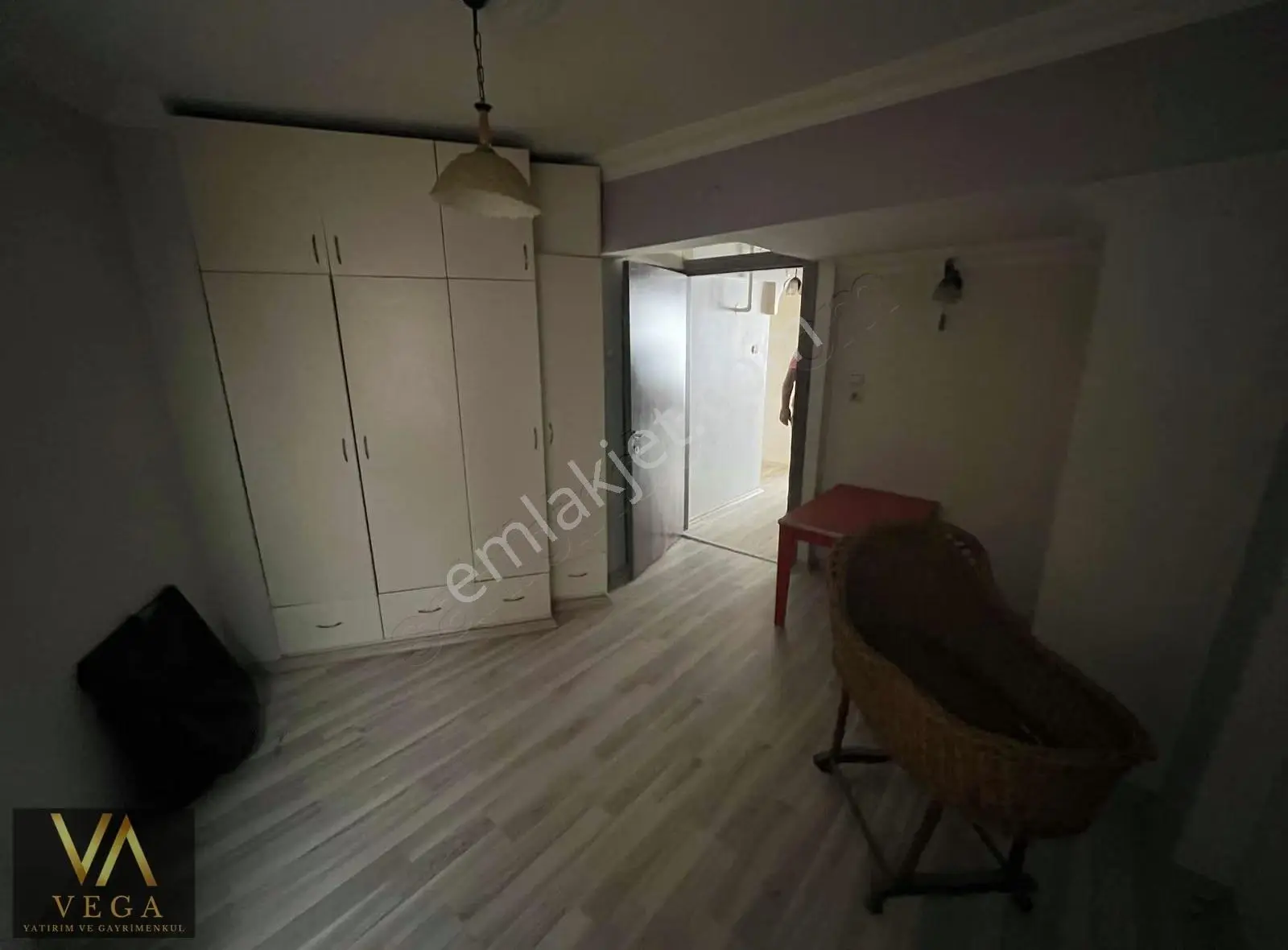 Çarşı'nın Göbeğin De Satılık Daire - Görsel 11