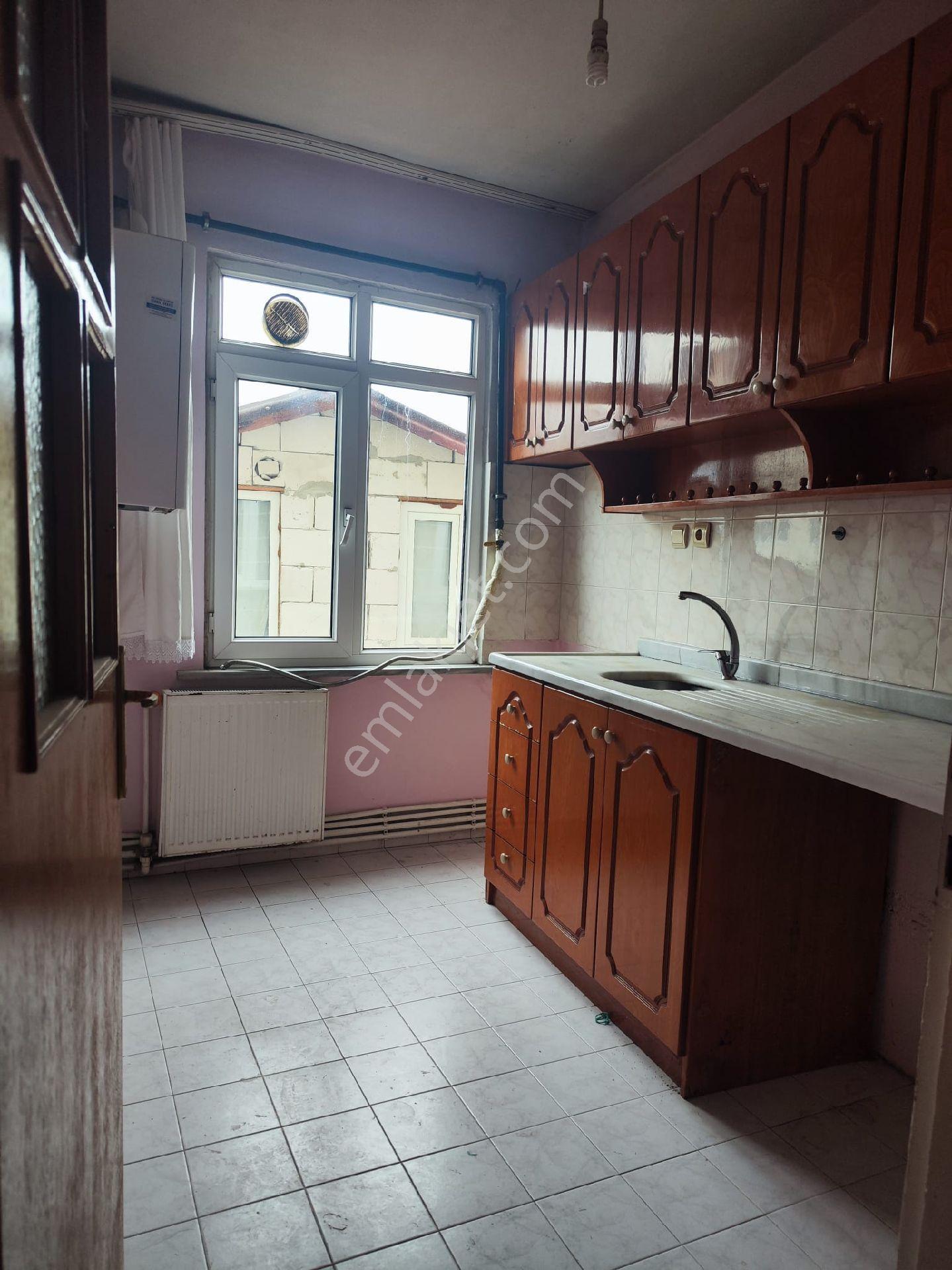 Sultanbeyli Abdurrahmangazi Mahallesi 2.kat 3+1balkonlu Metro Yürüme Mesafesi Kiralık Daire Ev - Görsel 12