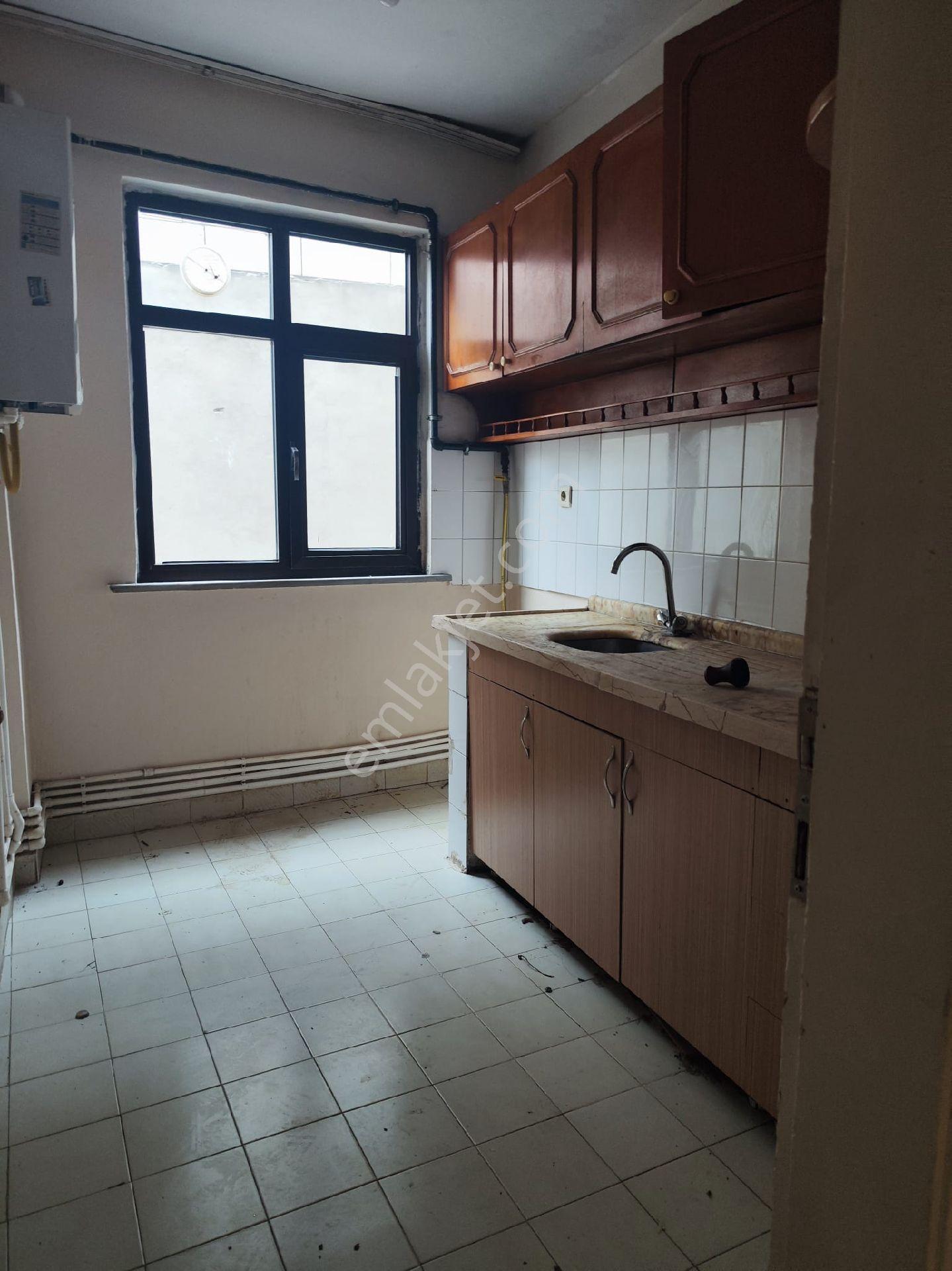 Sultanbeyli Abdurrahmangazi Mahallesi 1.kat 3+1 140 Metre Balkonlu Aydoğdu Sokak - Görsel 13