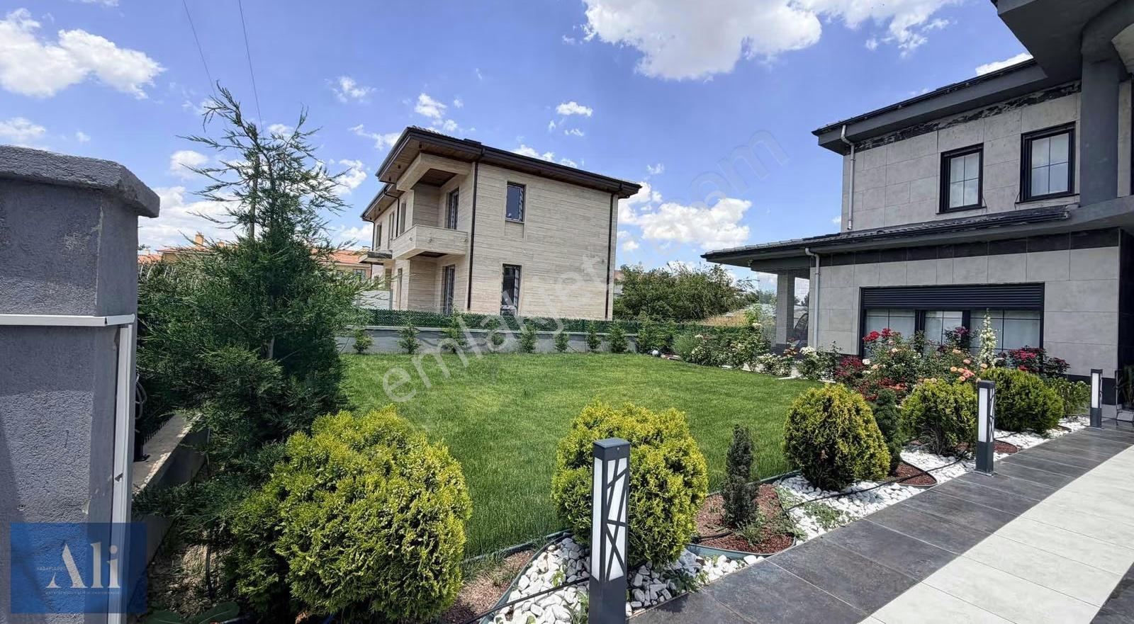 Ali Kasaplargil'den Karahüyük Mahallesin'de Geniş Villa - Görsel 12