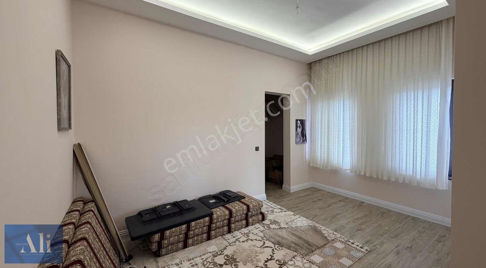 Ali Kasaplargil'den Karahüyük Mahallesin'de Geniş Villa - Görsel 20