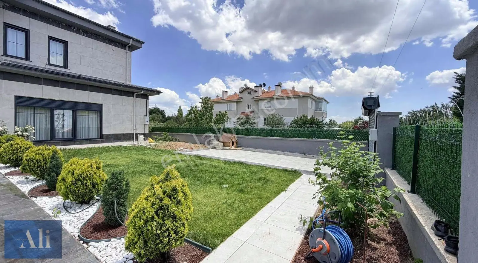 Ali Kasaplargil'den Karahüyük Mahallesin'de Geniş Villa - Görsel 2