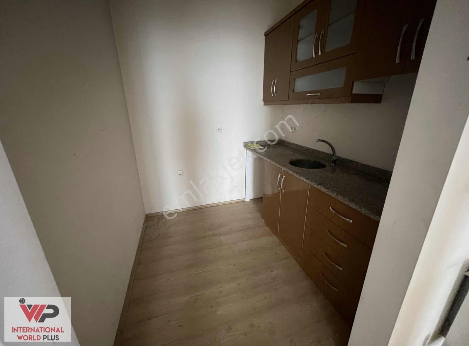 Notu Oku Ankara Caddesi Üzerinde 3+1 Ticari Kiralık Ofis - Görsel 5