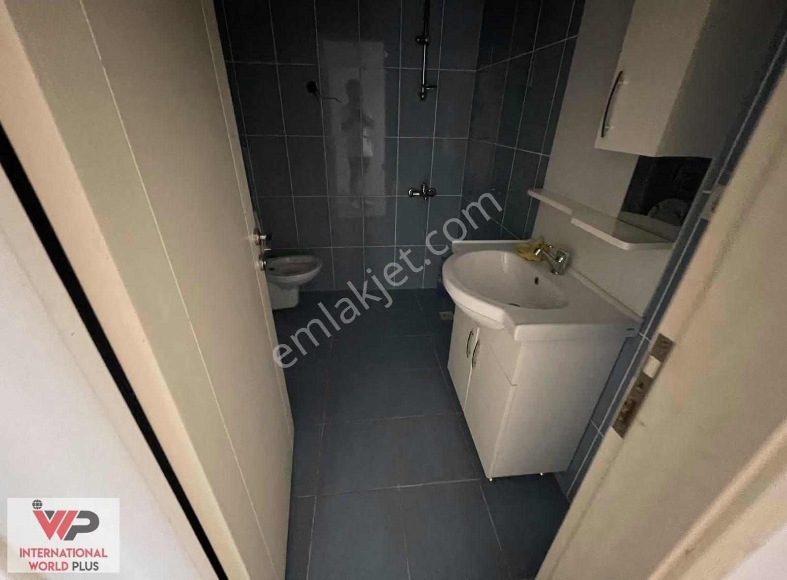 Notu Oku Ankara Caddesi Üzerinde 3+1 Ticari Kiralık Ofis - Görsel 3