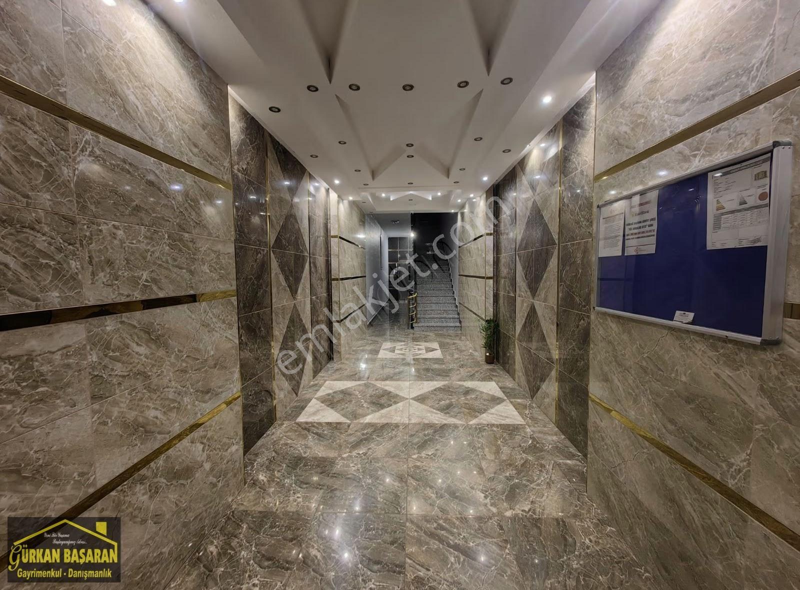 100.yıl Mah.gül Konaklarında Satılık 3+1 150 M2 Daire - Görsel 3