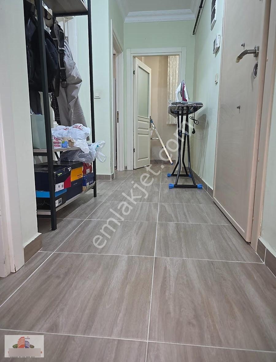 Ümraniye Esenevler Mahallesine Kralık 2+1 Daire - Görsel 2