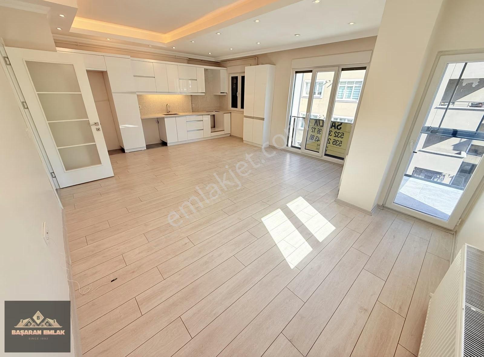 Altayçeşme Yüzevler Çarşı İçerisinde Yeni Bina 3+1 Kiralık Daire - Görsel 15