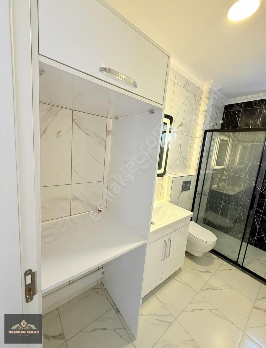 Altayçeşme Yüzevler Çarşı İçerisinde Yeni Bina 3+1 Kiralık Daire - Görsel 4