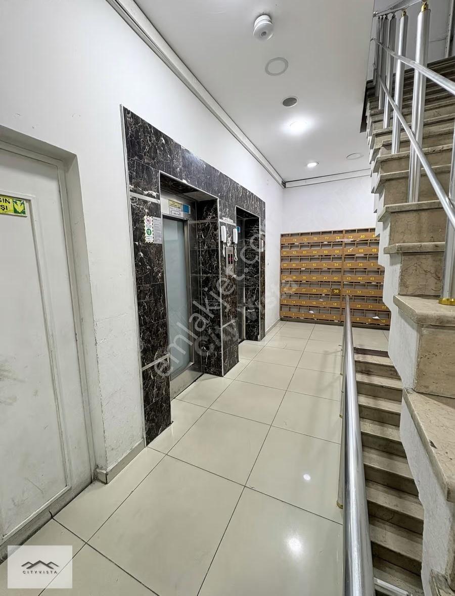 Beylikdüzü Beykent Çarşı'da Full Eşyalı Kiralık 100m2 2+1 Daire - Görsel 17