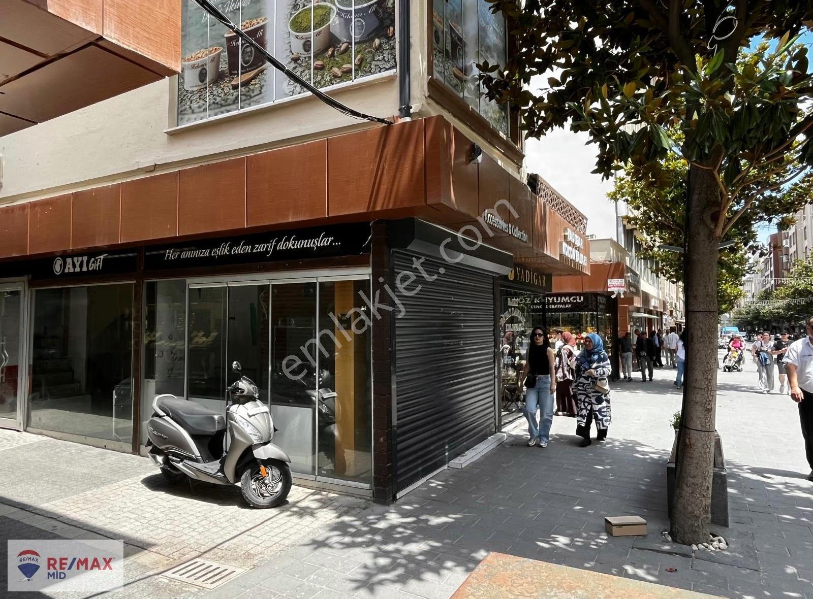 Balıkesirin En Güçlü Ticari Noktasında Kiralık Dükkan - Görsel 15