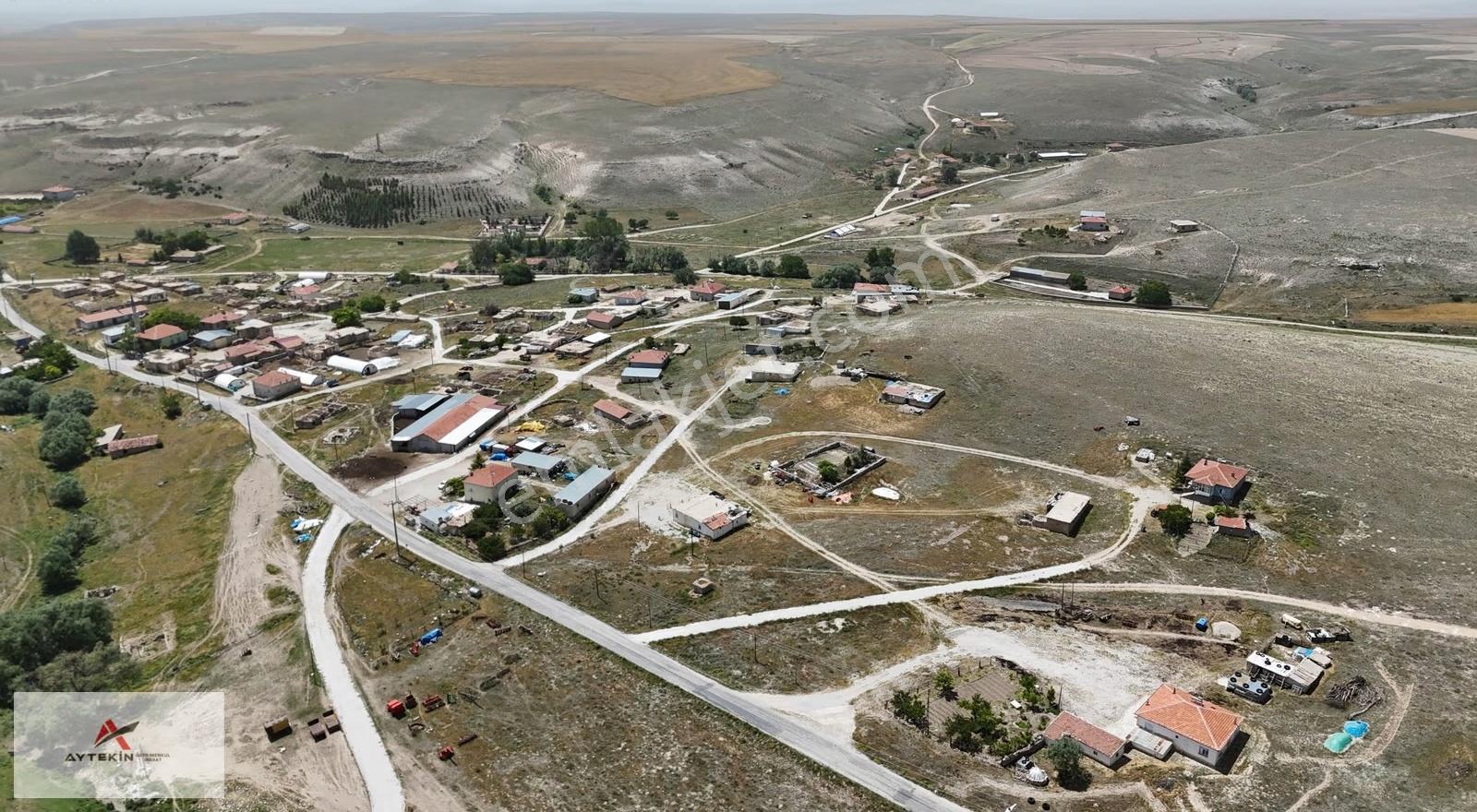 Cihanbeyli Kayı Mahallesi'nde 408 M² Konut İmarlı Arsa