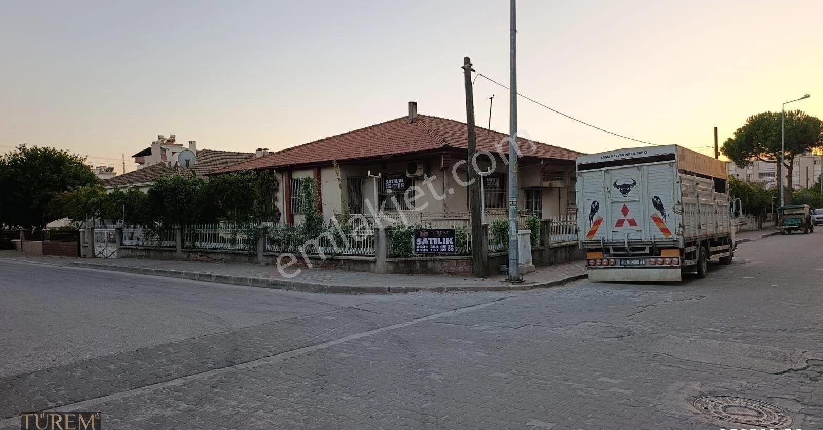 Müstakil Villa Emsalsiz Nitelikte - Görsel 12