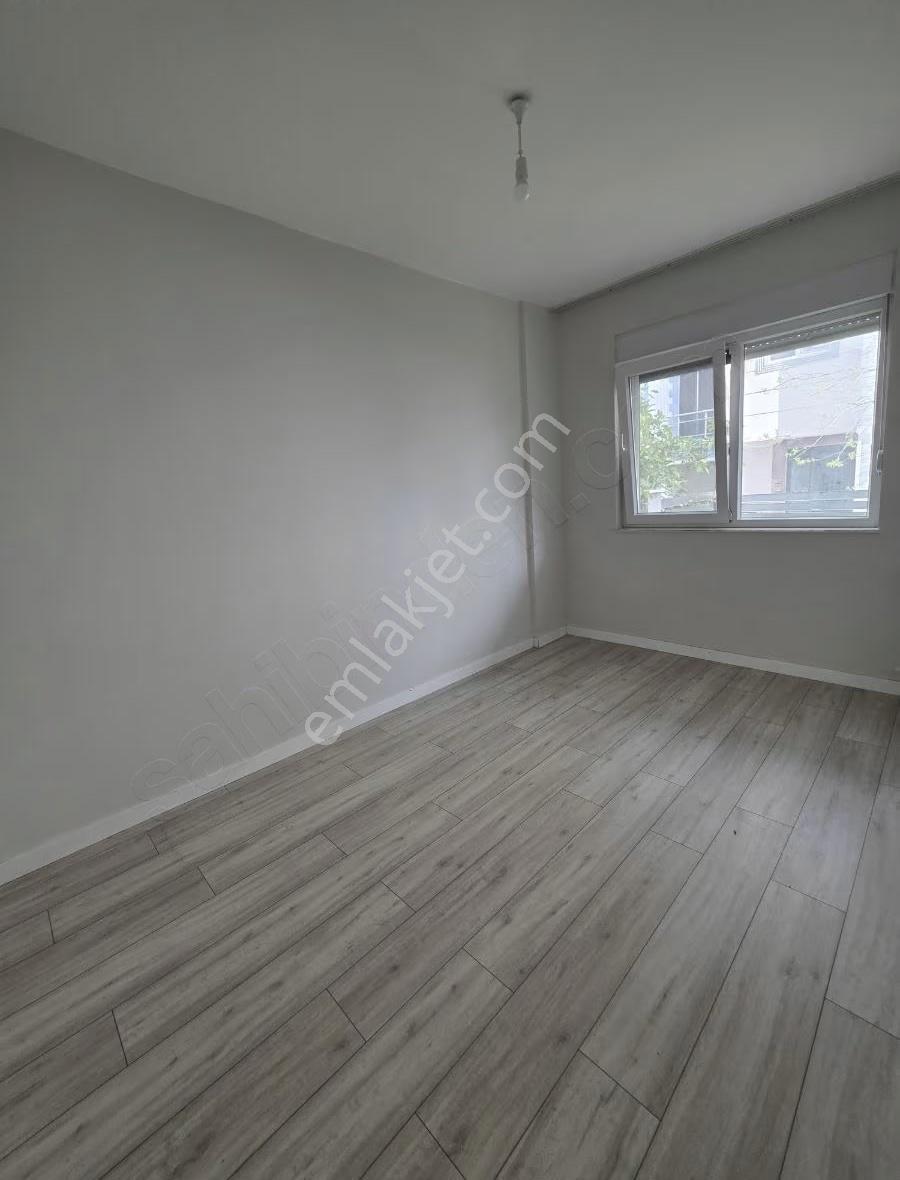 1+1 Lüks Daire Mall Of Yakını 60 M² Özel Bahçeli - Görsel 14