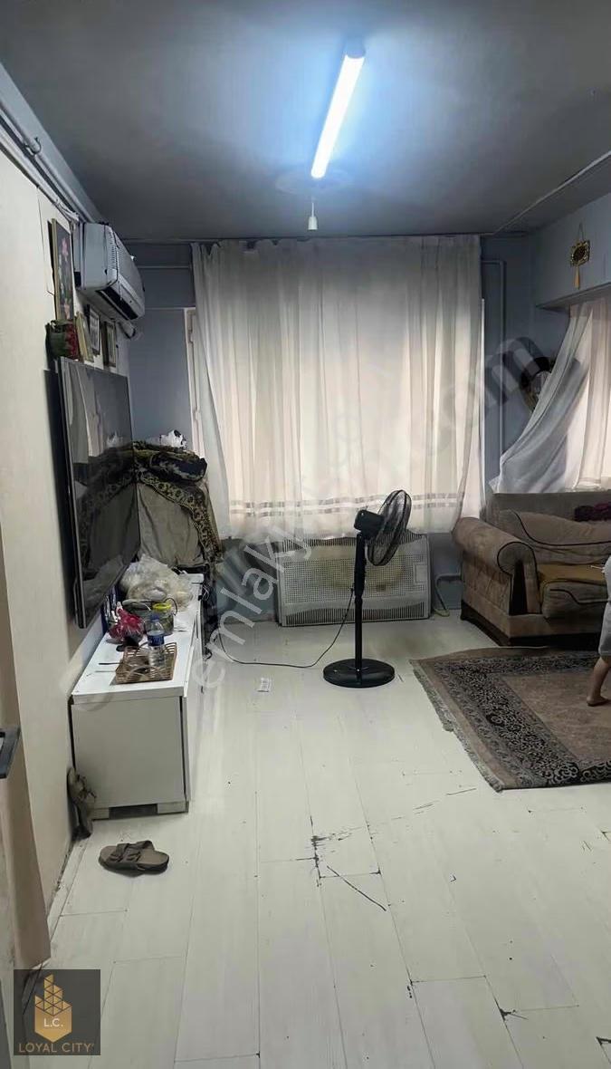 Merkezi Konumda Çarşamda Da 2+1 90 M2 Tadilat İstiyor - Görsel 3