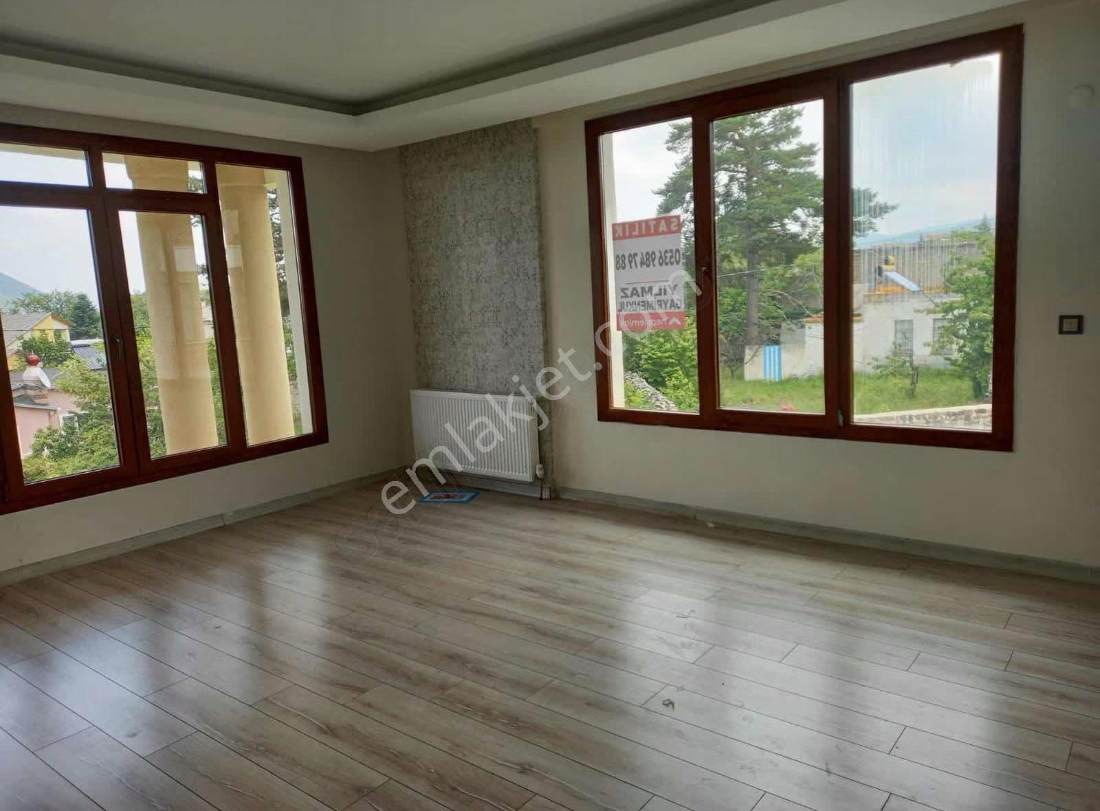 Hisarcıkta 750m2 Arsalı Ultra Lüks 5+1 Satılık Villa - Görsel 10