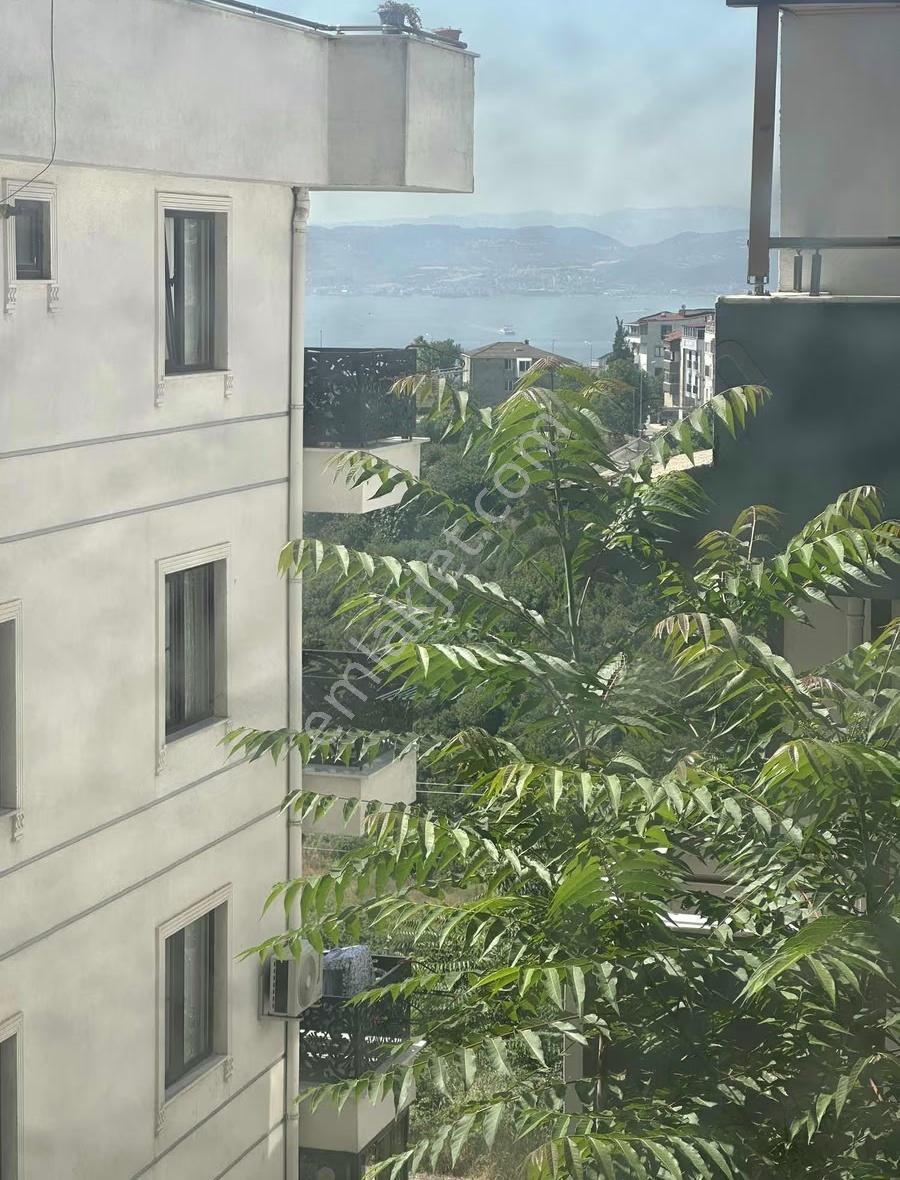 Tek Tapu 2ad 2-1 125 M2 Daireler O Oturuma Acık Satılık