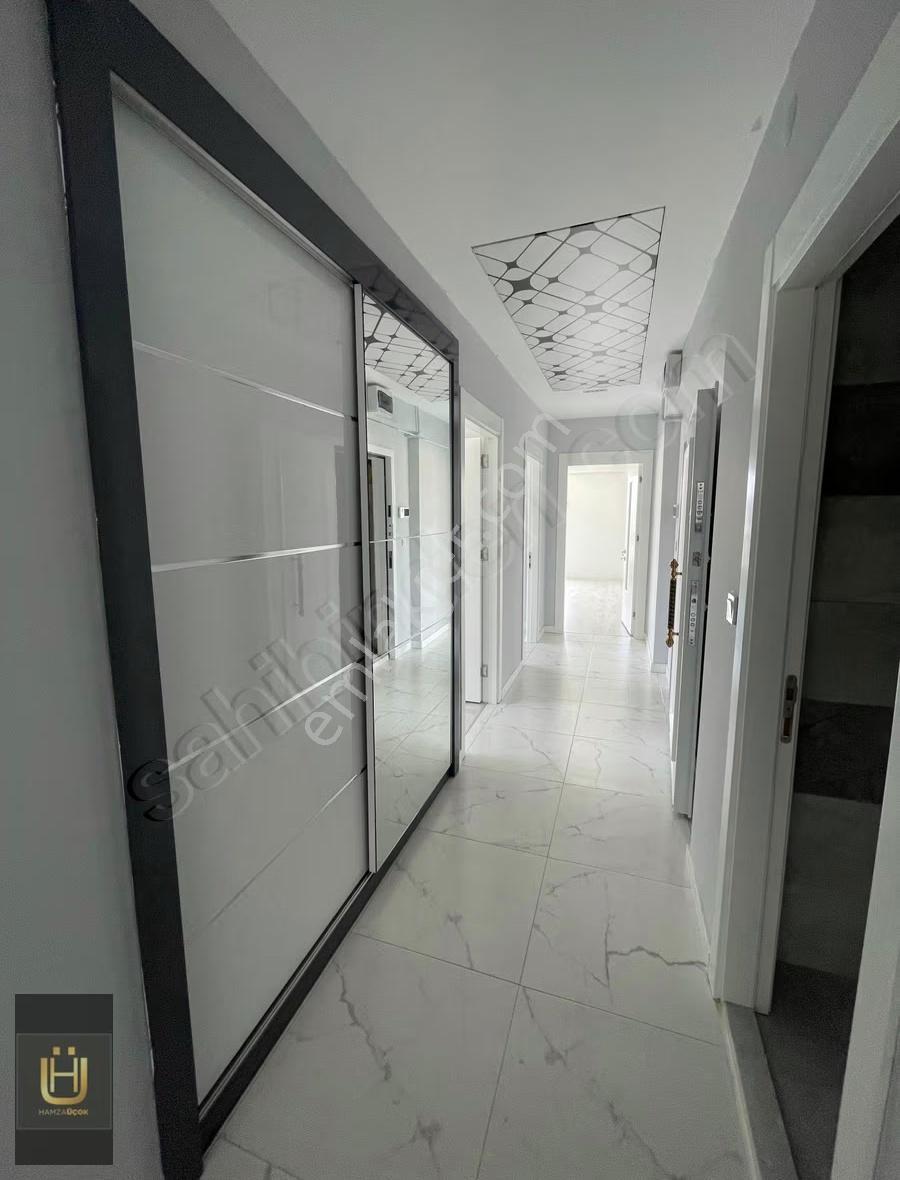 Afyon Üçok Emlaktan Kanlıca Mah Kiralık Arakat 3+1 Temiz Bakımlı - Görsel 8