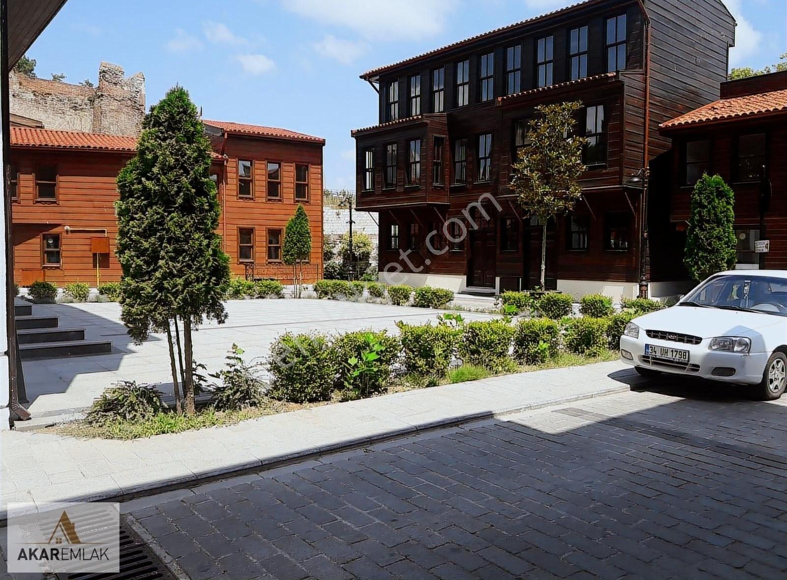 Ayvansaray Site İçinde Kiralık Daire