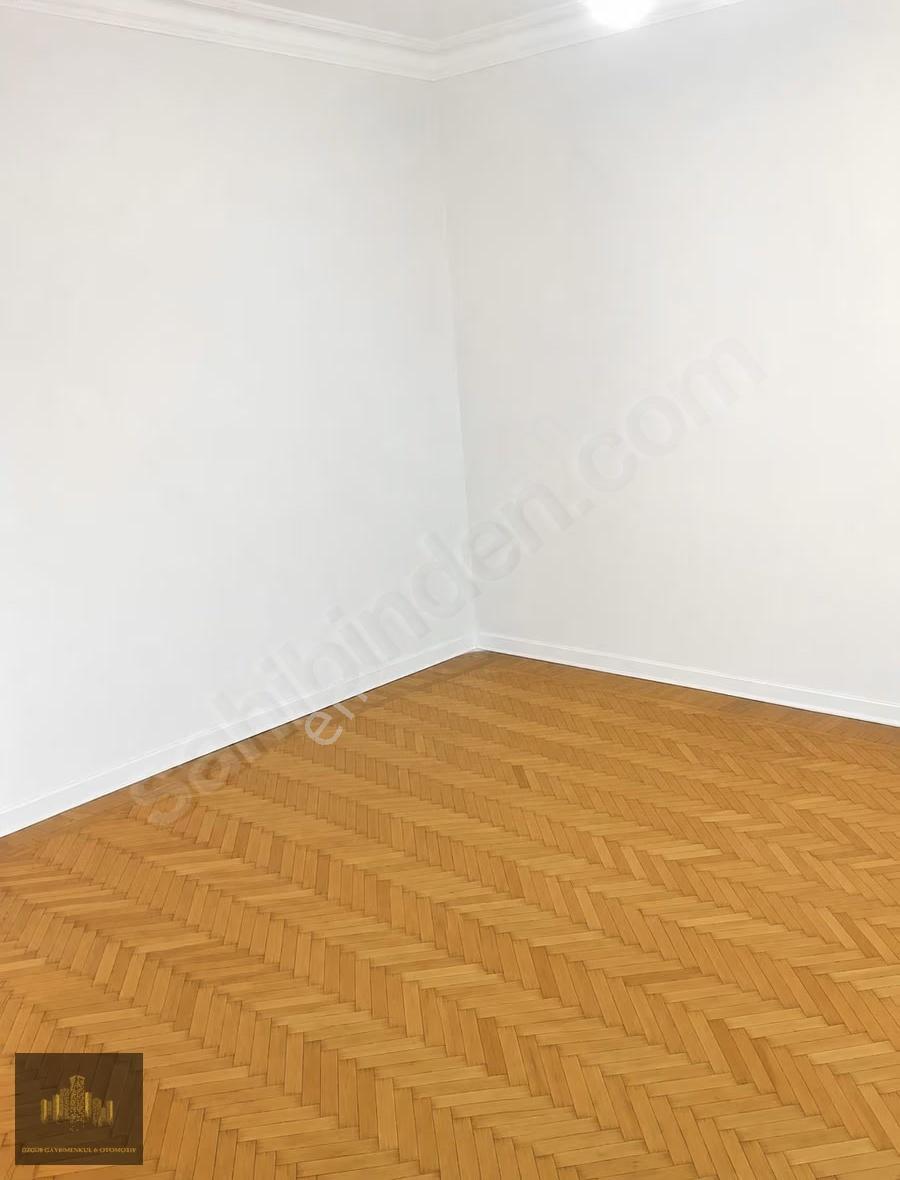 Özgür'den Büyükşehir Mah. A-18a Da 2+1 Kiralık - Görsel 7