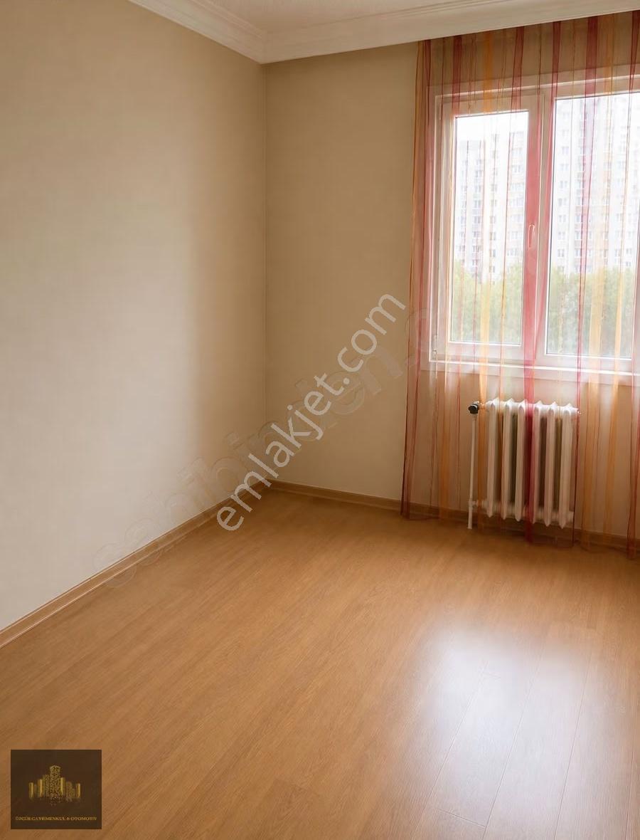 Özgür'den Büyükşehir Mah. A-18a Da 2+1 Kiralık - Görsel 11