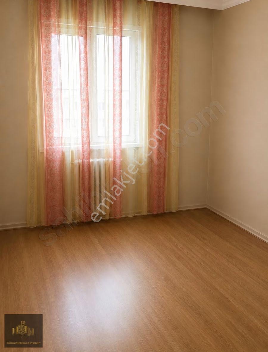 Özgür'den Büyükşehir Mah. A-18a Da 2+1 Kiralık - Görsel 27