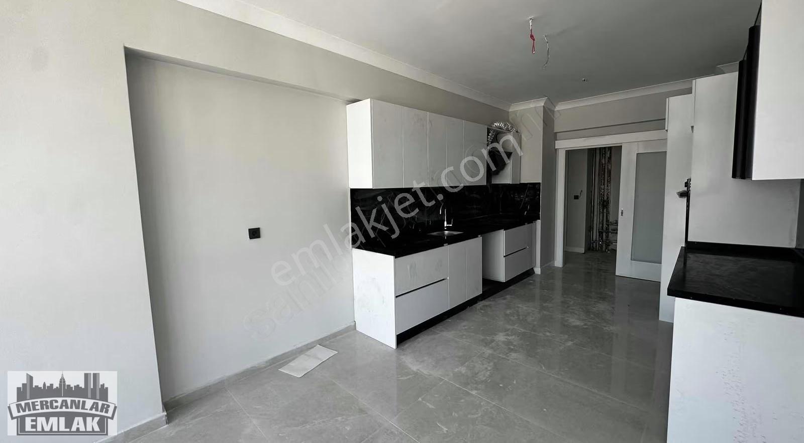 Mercanlardan Aşağı Yahyalar'da Merkezi Konumda 4+1 Satılık Daire - Görsel 6
