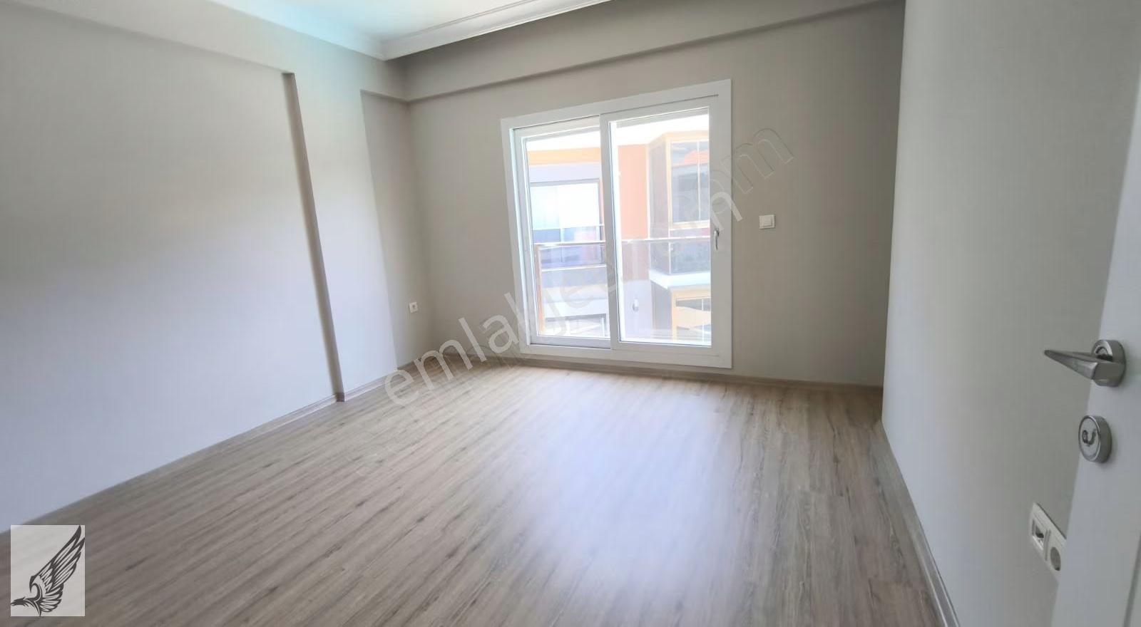 Seferihisar Nejat Hepkon'da Site İçi Kiralık Müstakil Villa - Görsel 19