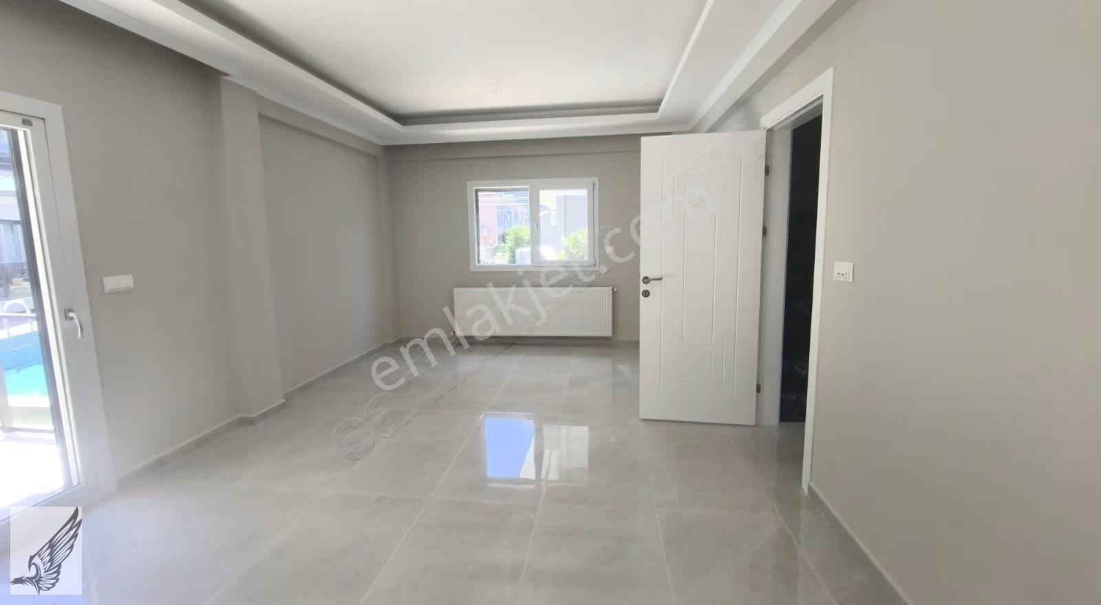 Seferihisar Nejat Hepkon'da Site İçi Kiralık Müstakil Villa - Görsel 2