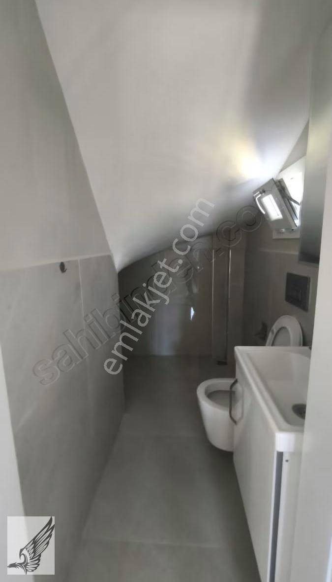Seferihisar Nejat Hepkon'da Site İçi Kiralık Müstakil Villa - Görsel 22
