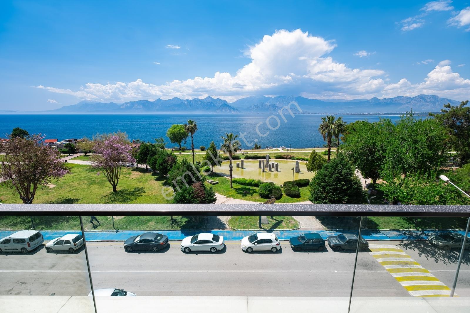 Yalımpark'da Denize Sıfır 4+1 Lüks Satılık Daire - Görsel 24