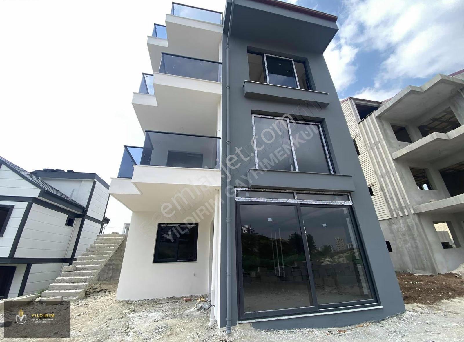 Gültepede 815 M² Arsa İçinde Lüks Villa | 7+3 | 3 Aya Teslim - Görsel 3